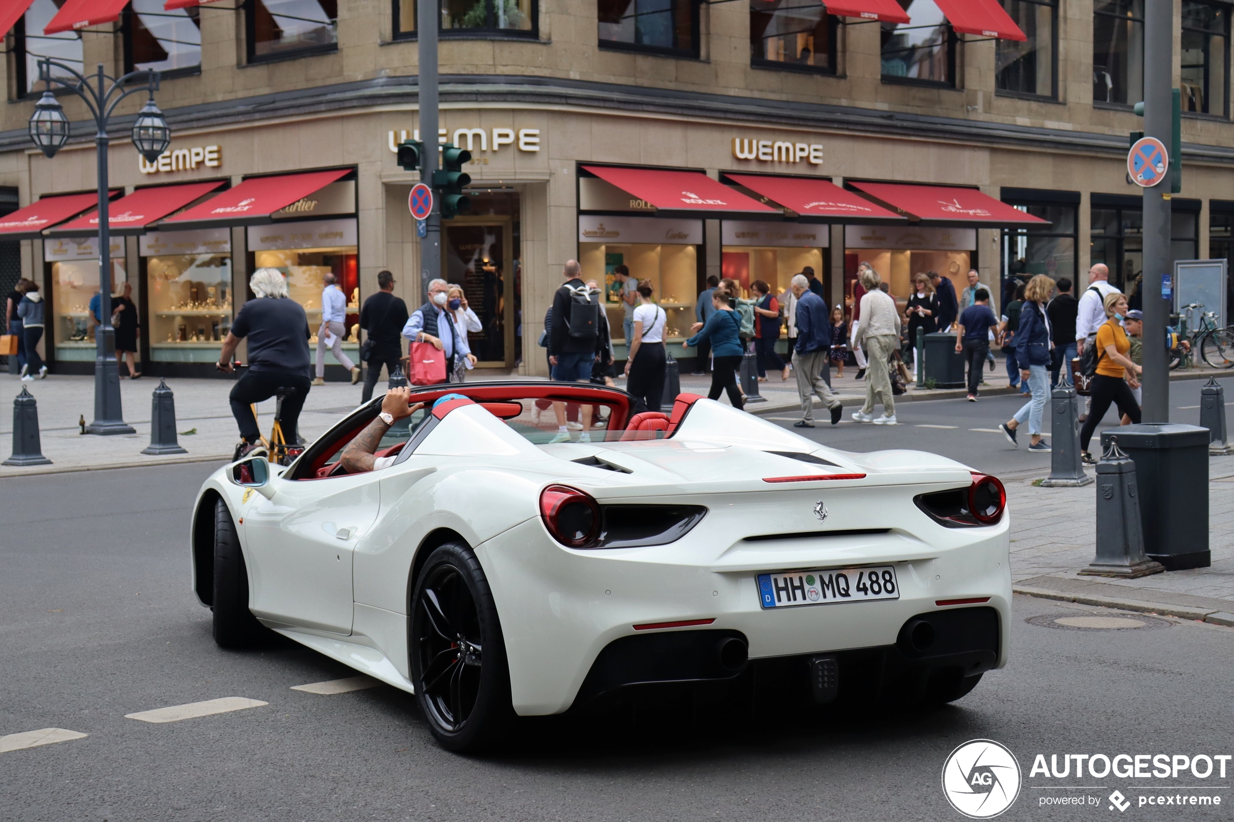 Ferrari 488 Spider