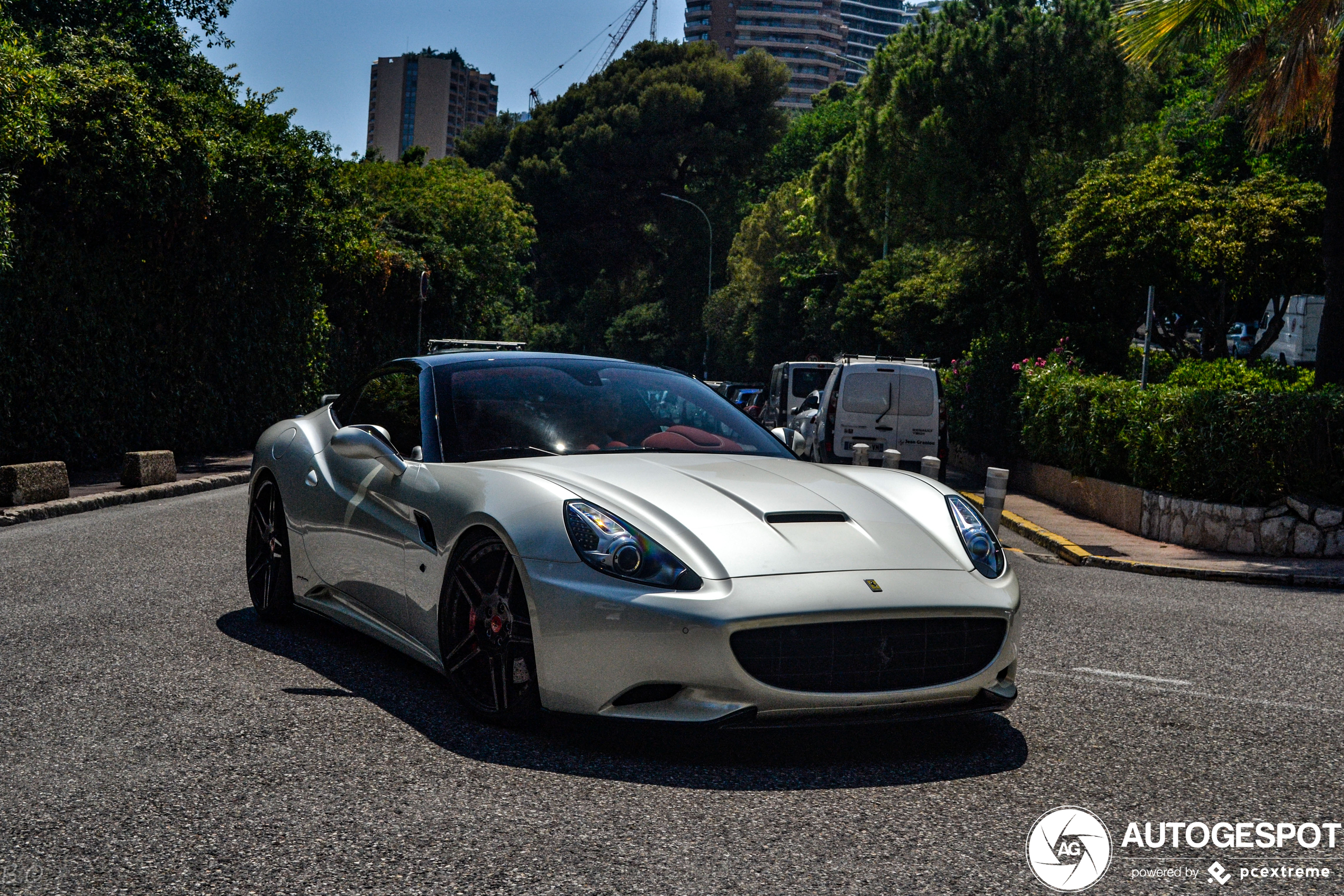 Ferrari California Novitec Rosso