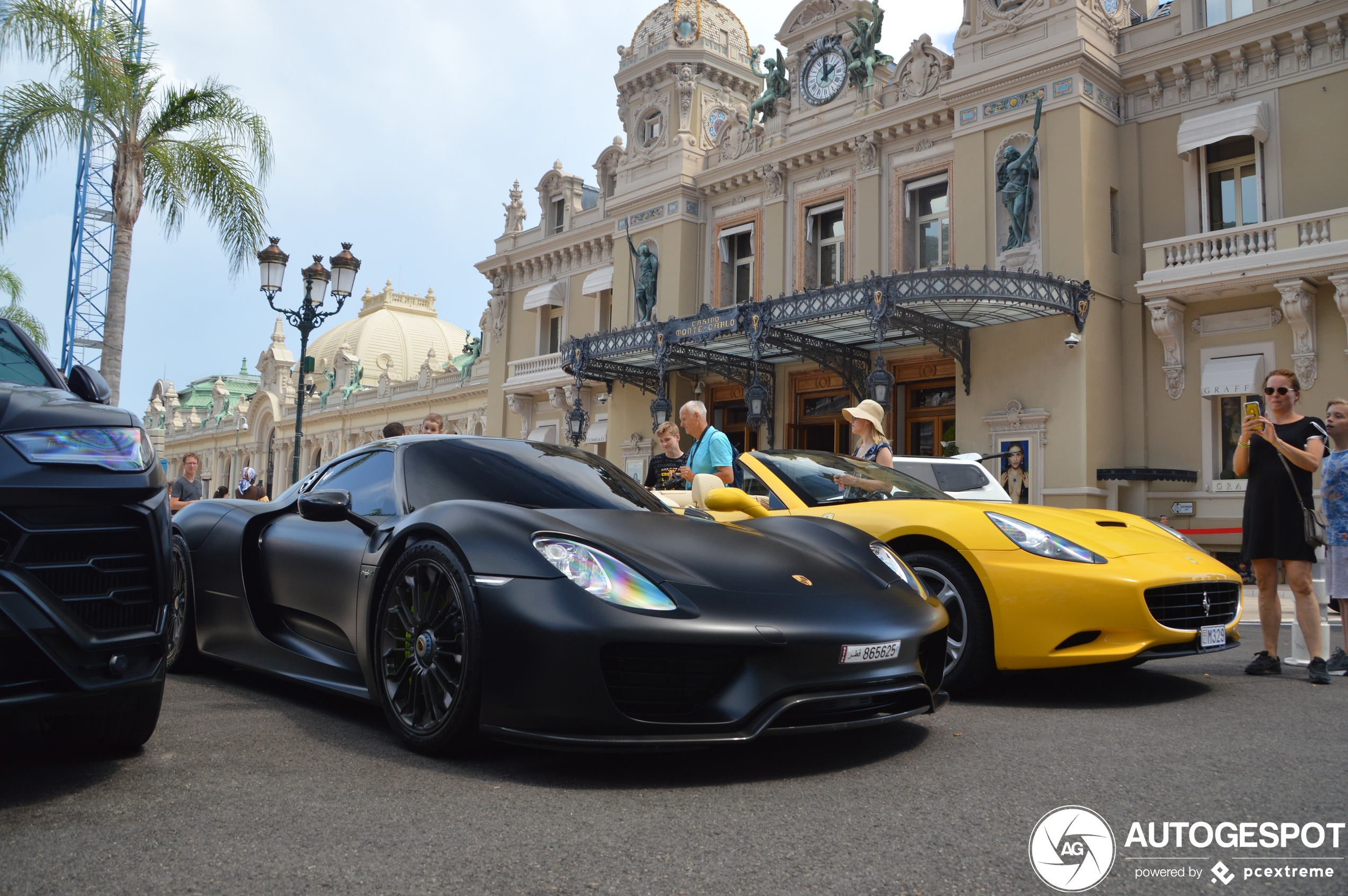 Porsche 918 Spyder Weissach Package