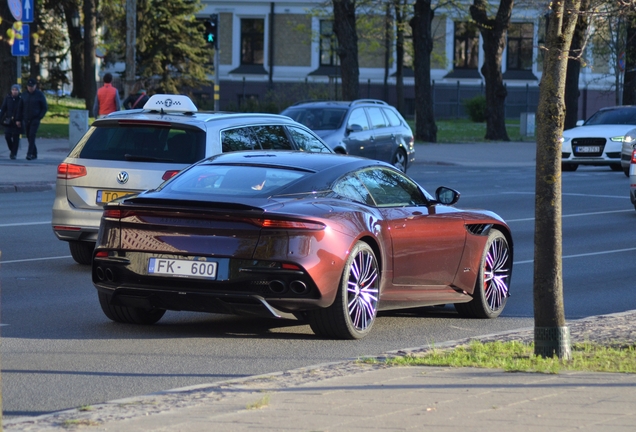 Aston Martin DBS Superleggera