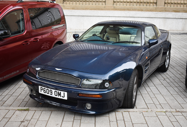 Aston Martin V8 Coupe