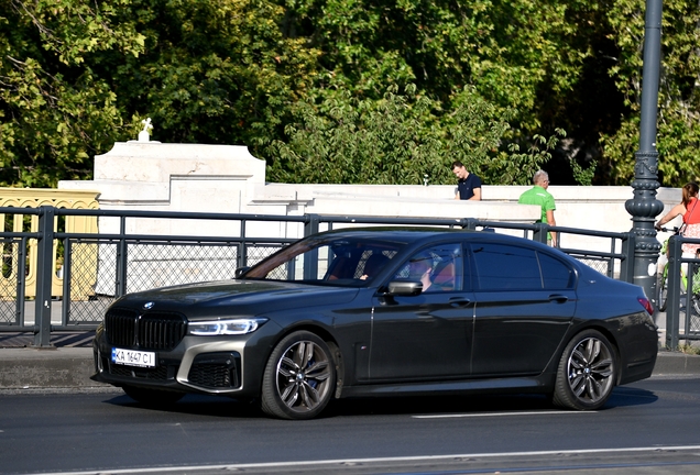 BMW M760Li xDrive 2019