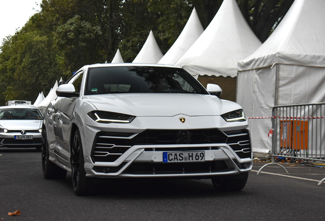 Lamborghini Urus