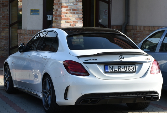 Mercedes-AMG C 63 S W205