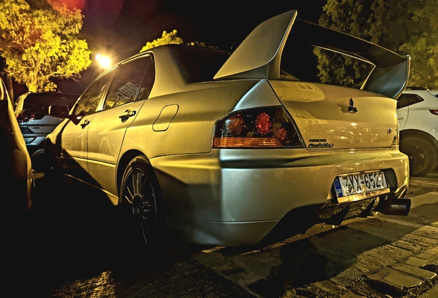 Mitsubishi Lancer Evolution IX FQ