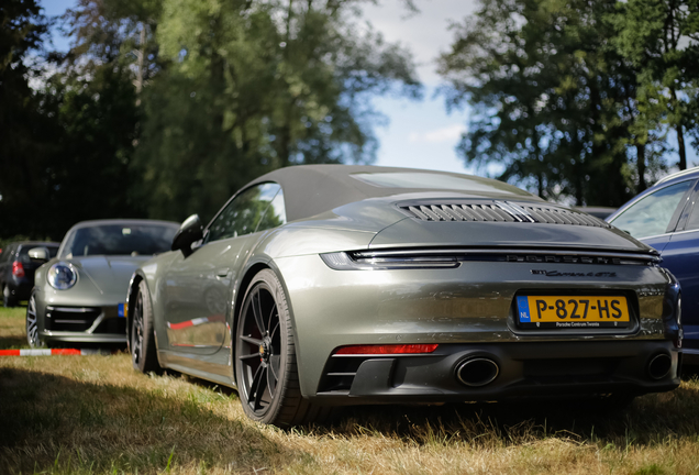 Porsche 992 Carrera 4 GTS Cabriolet