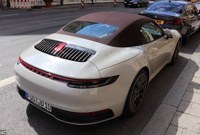 Porsche 992 Carrera 4S Cabriolet MkI
