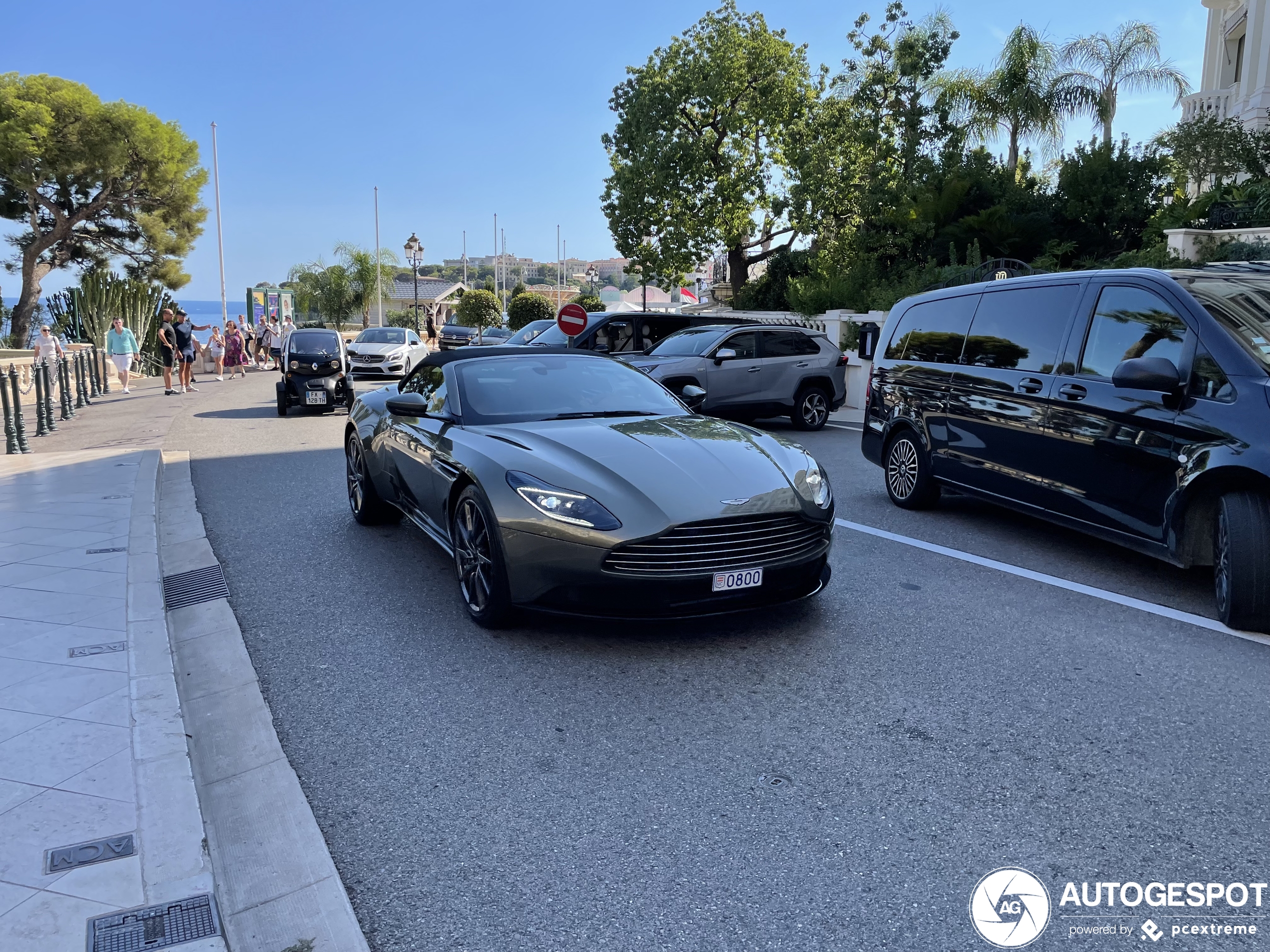 Aston Martin DB11 V8 Volante