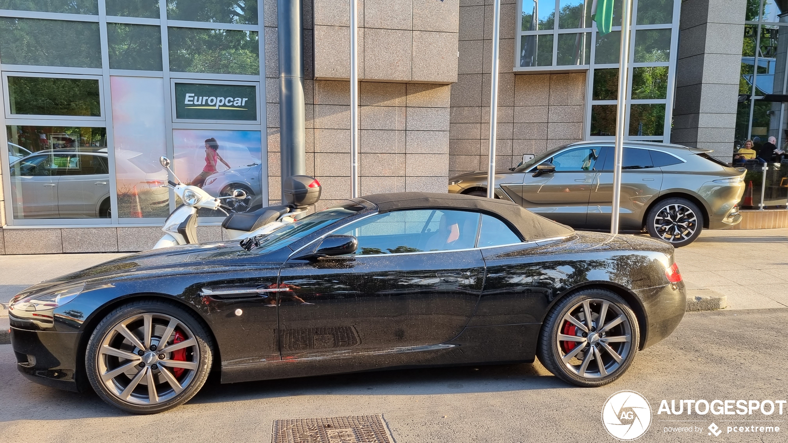 Aston Martin DB9 Volante