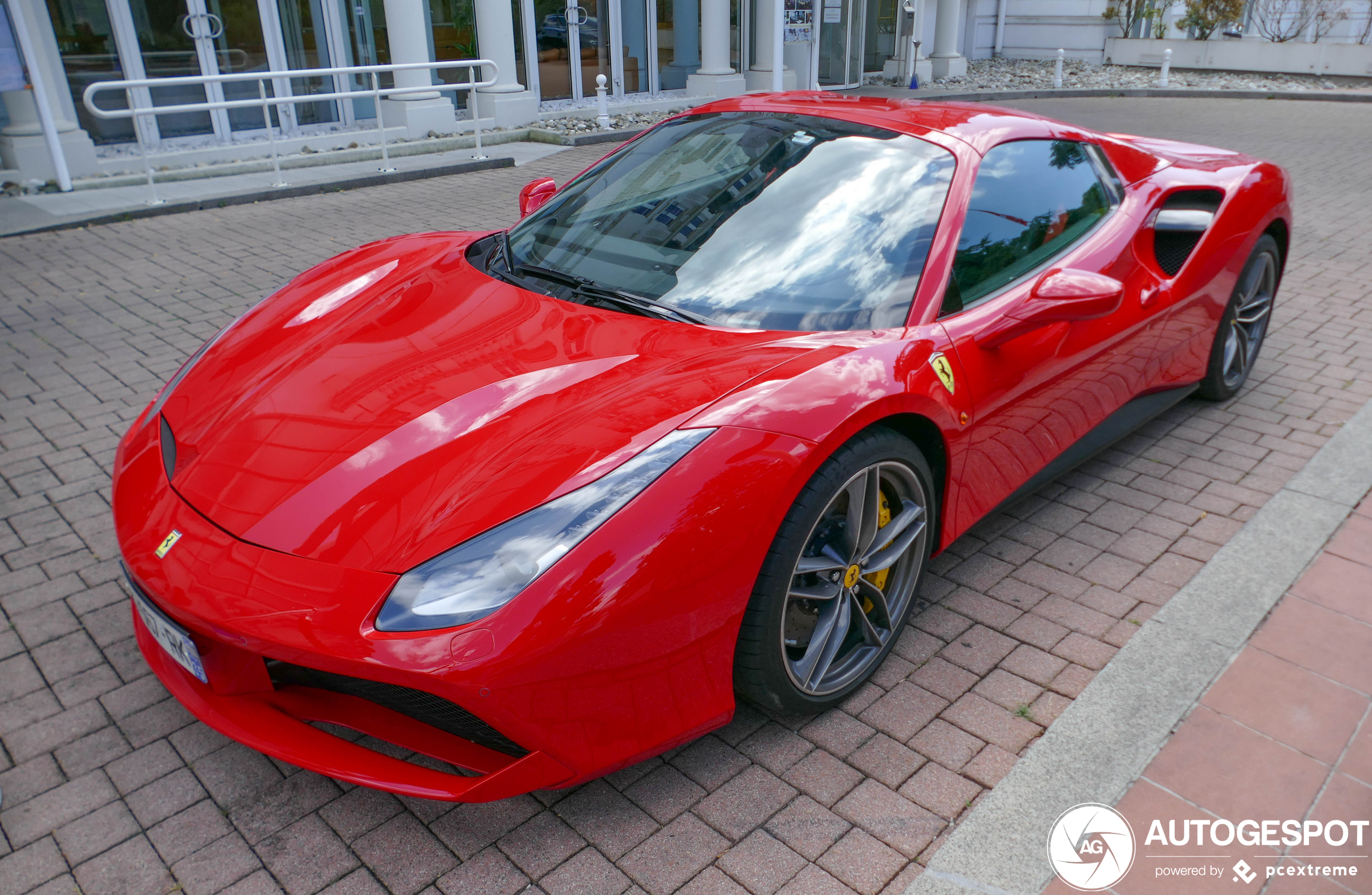 Ferrari 488 Spider