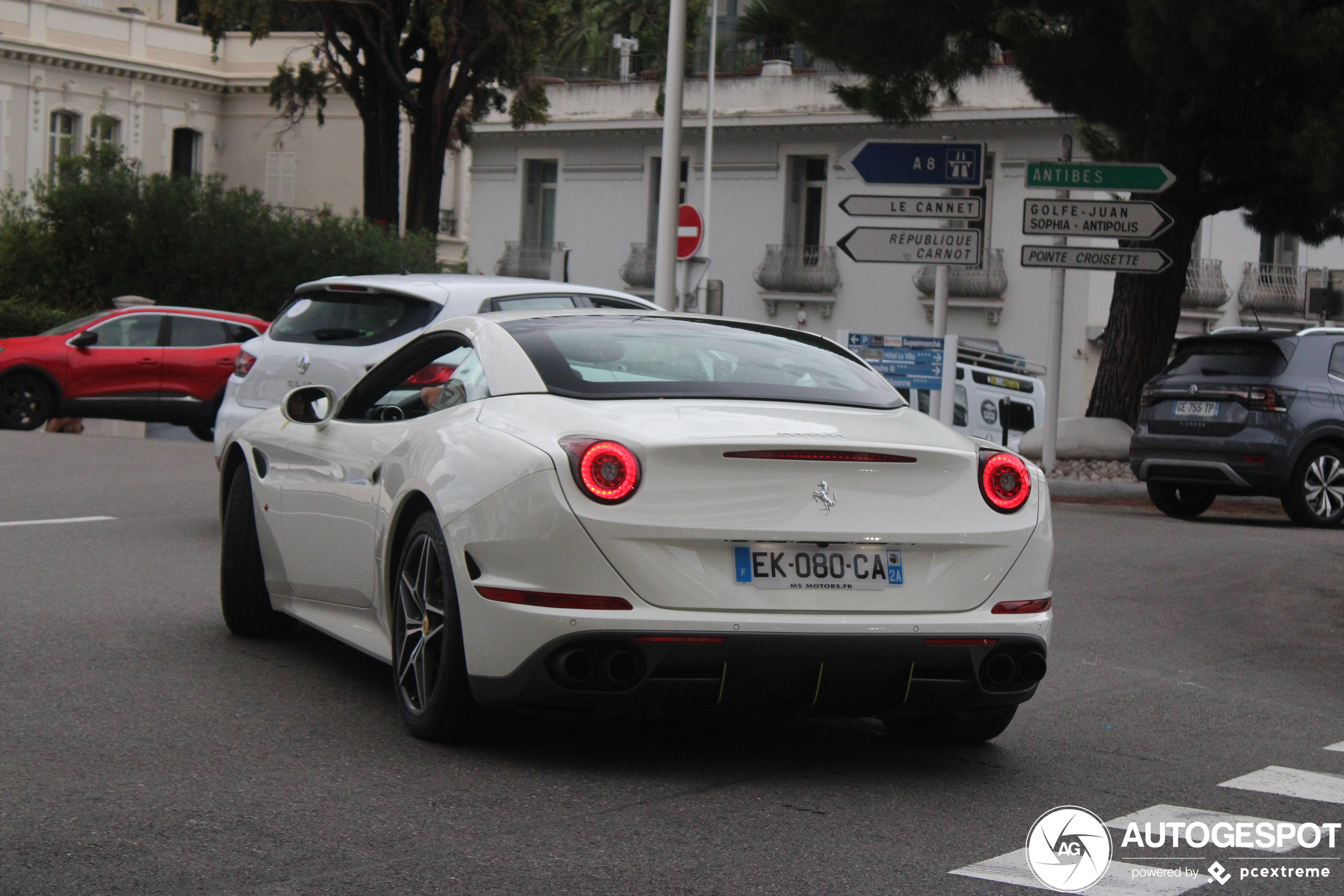 Ferrari California T