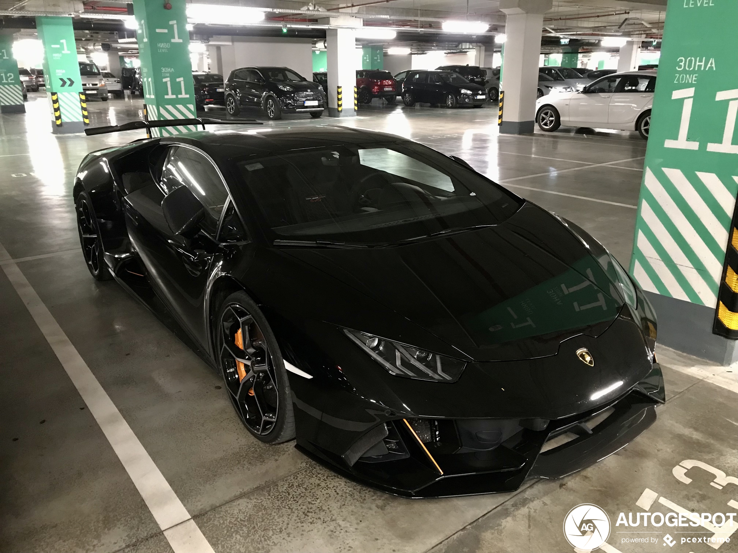 Lamborghini Huracán LP640-4 EVO