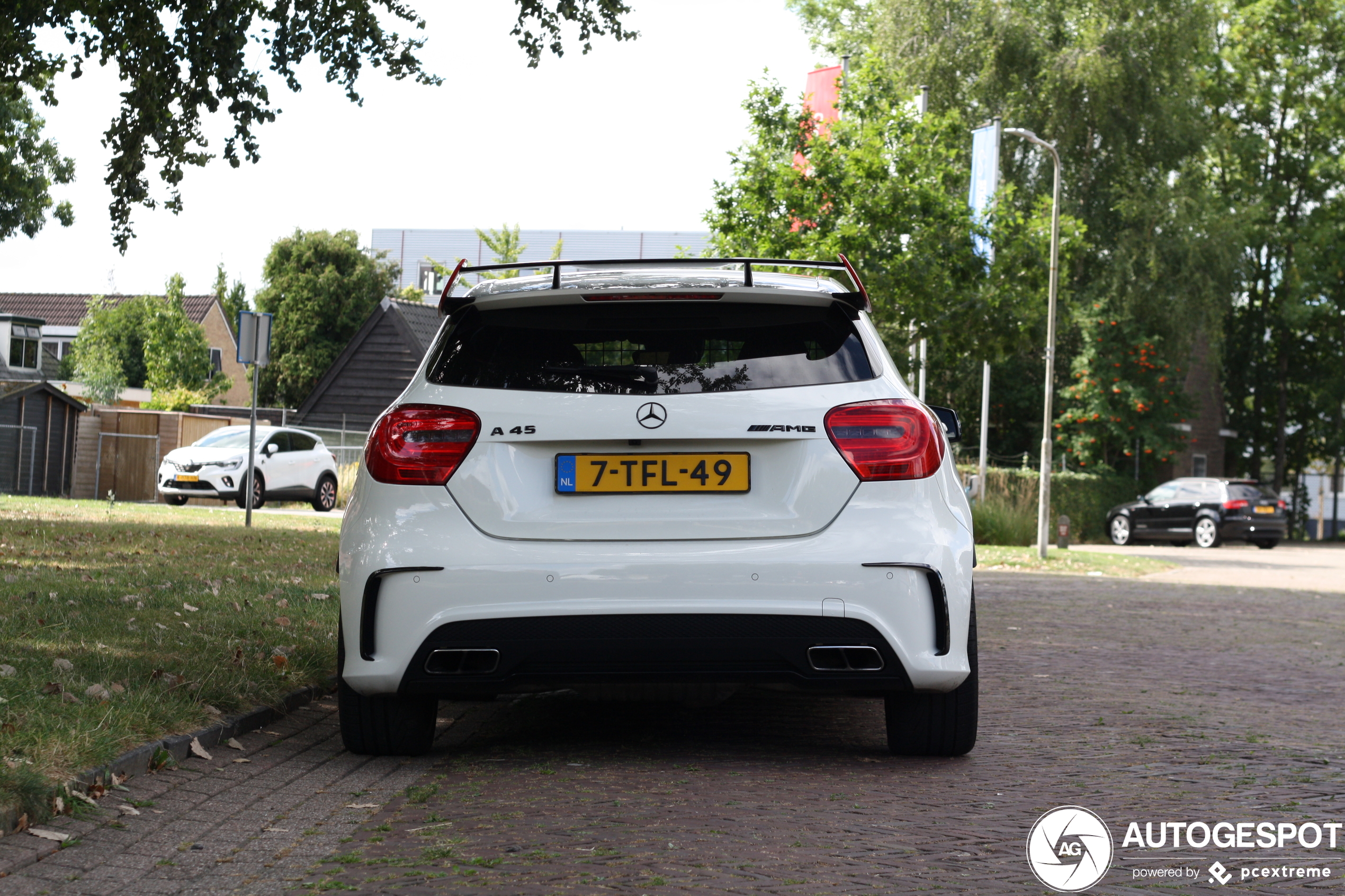 Mercedes-Benz A 45 AMG Edition 1