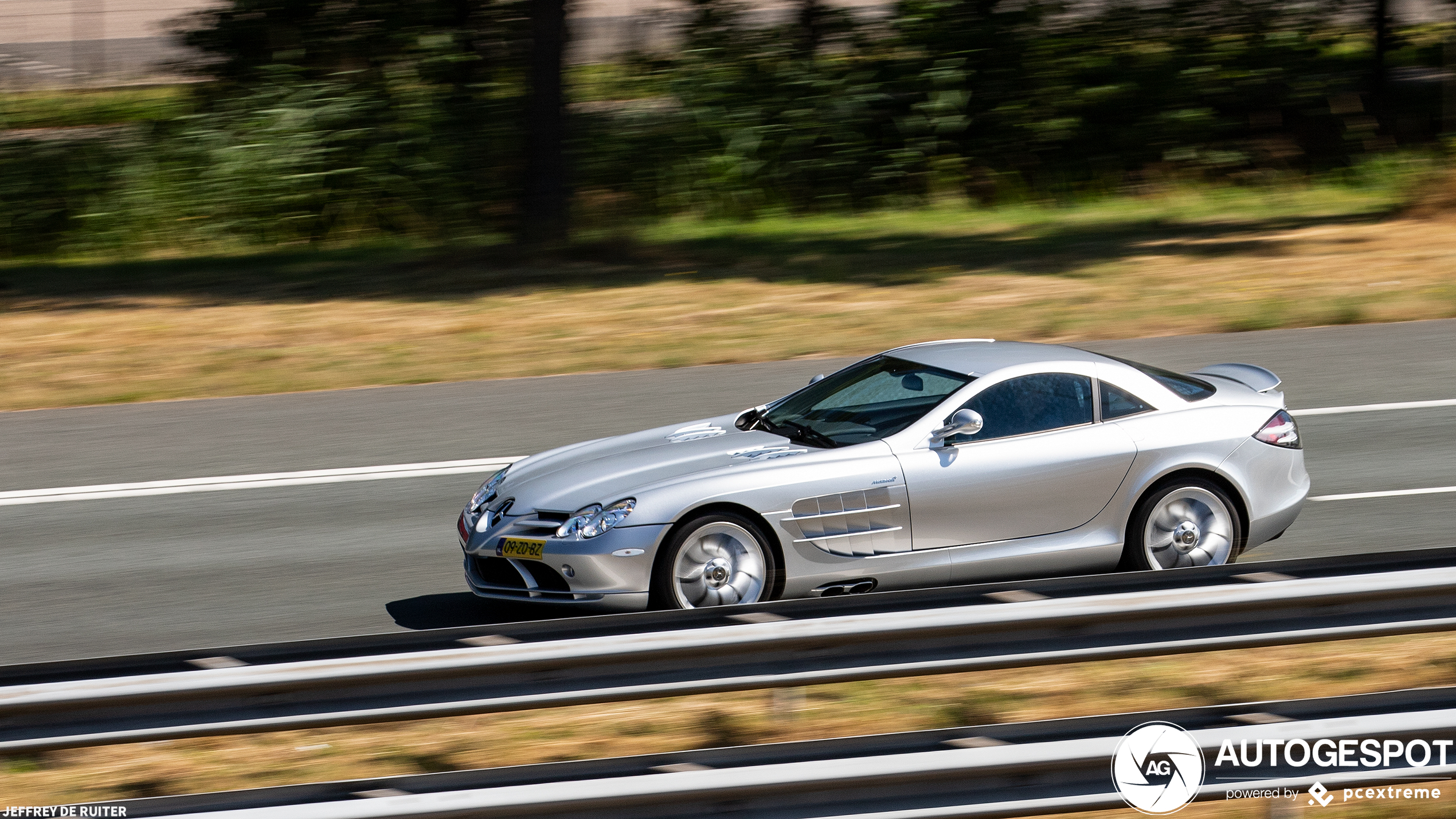 Mercedes-Benz SLR McLaren