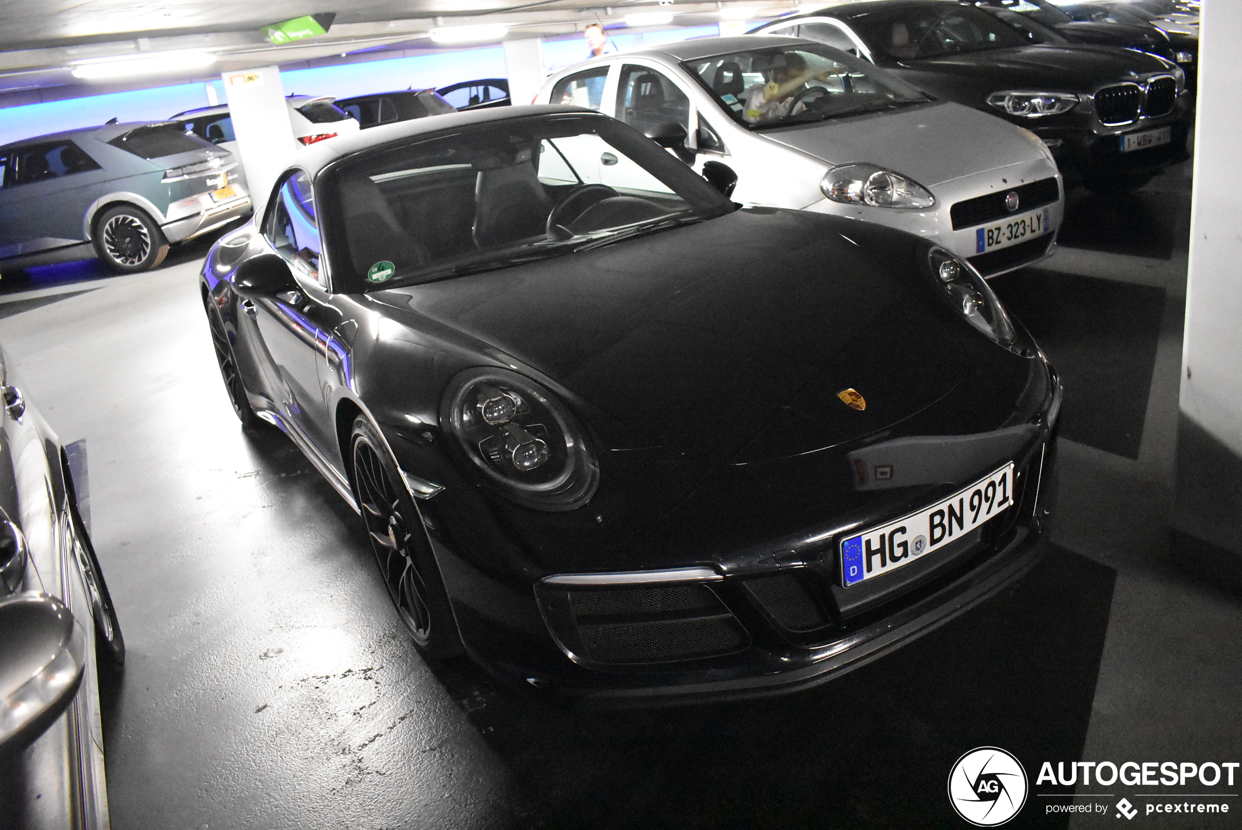 Porsche 991 Carrera 4 GTS Cabriolet MkII