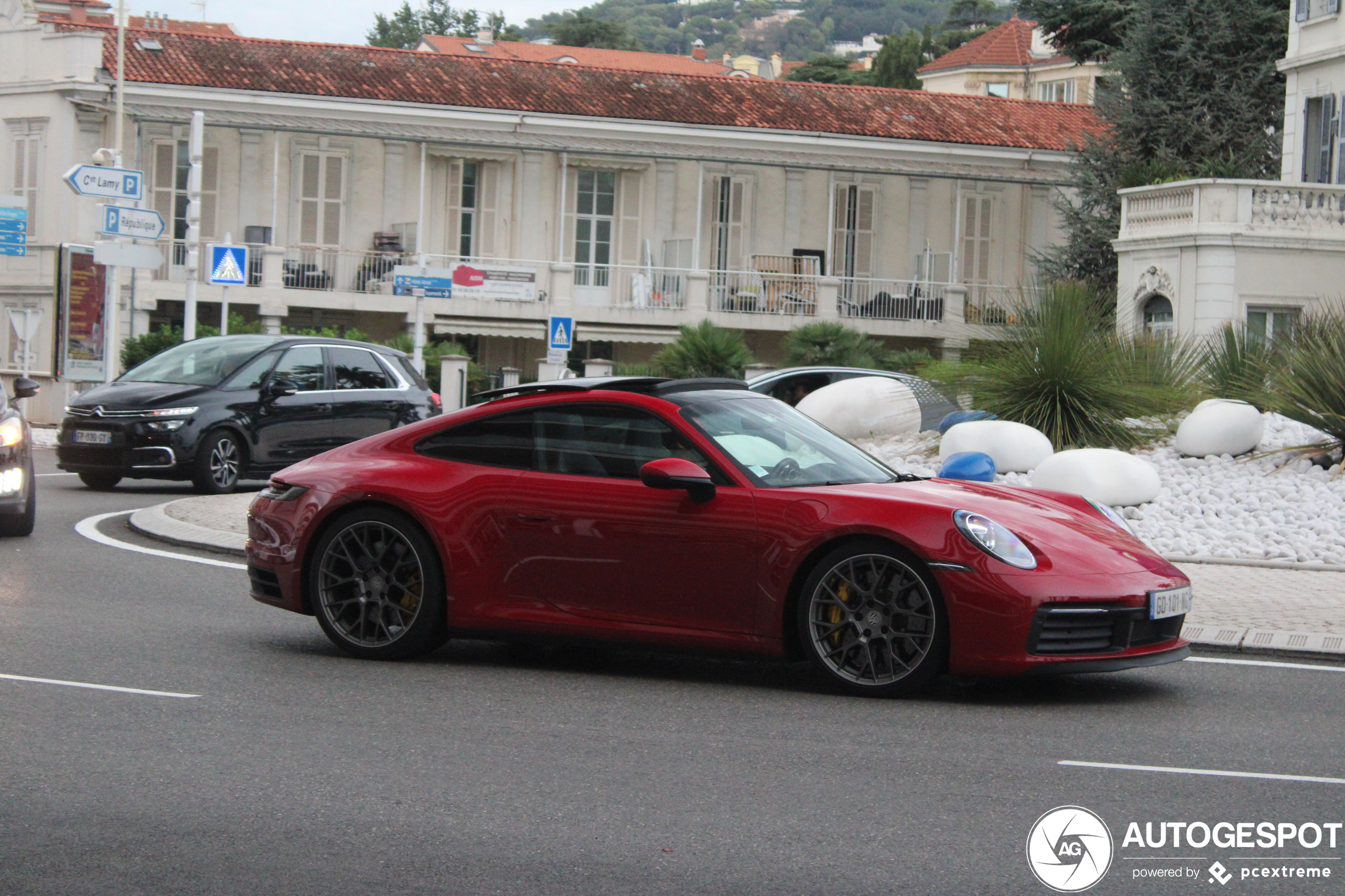 Porsche 992 Carrera S