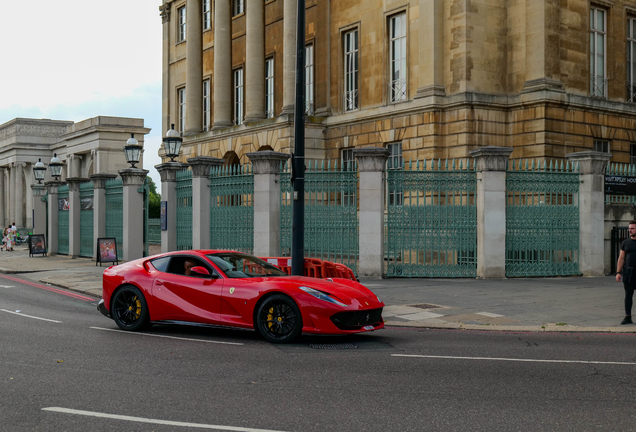 Ferrari 812 Superfast