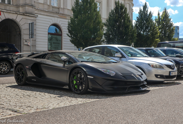 Lamborghini Aventador LP770-4 SVJ Roadster