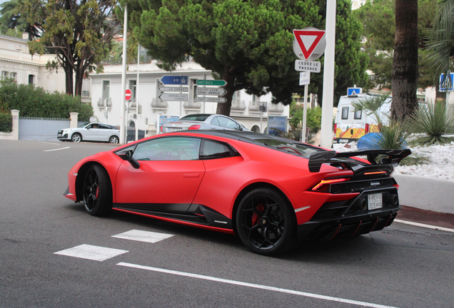 Lamborghini Huracán LP640-4 EVO