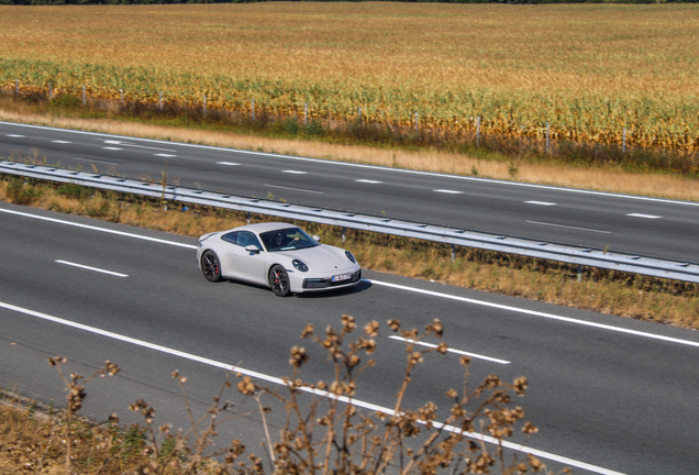 Porsche 992 Carrera S