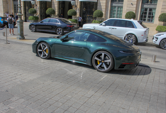 Porsche 992 Carrera 4S