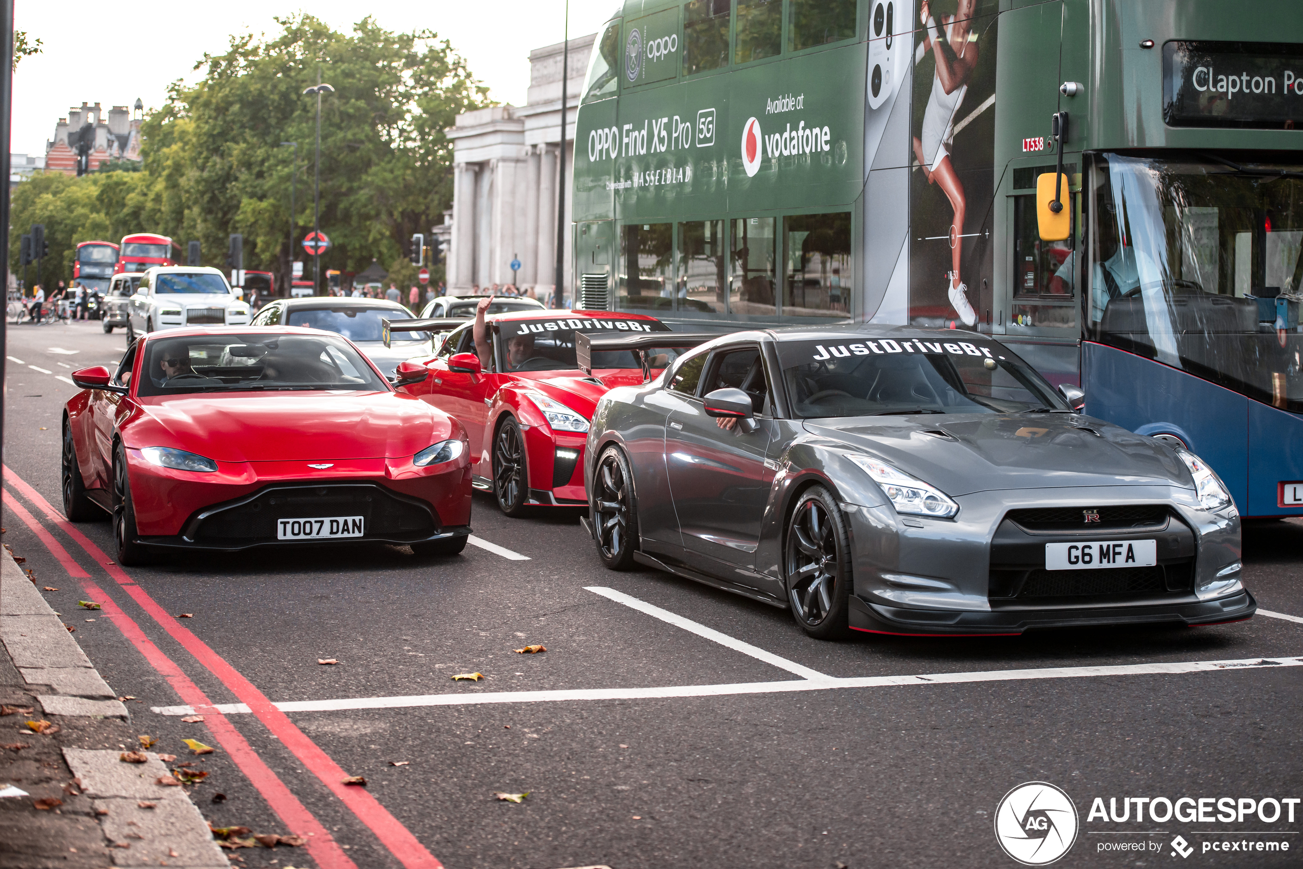 Aston Martin V8 Vantage 2018