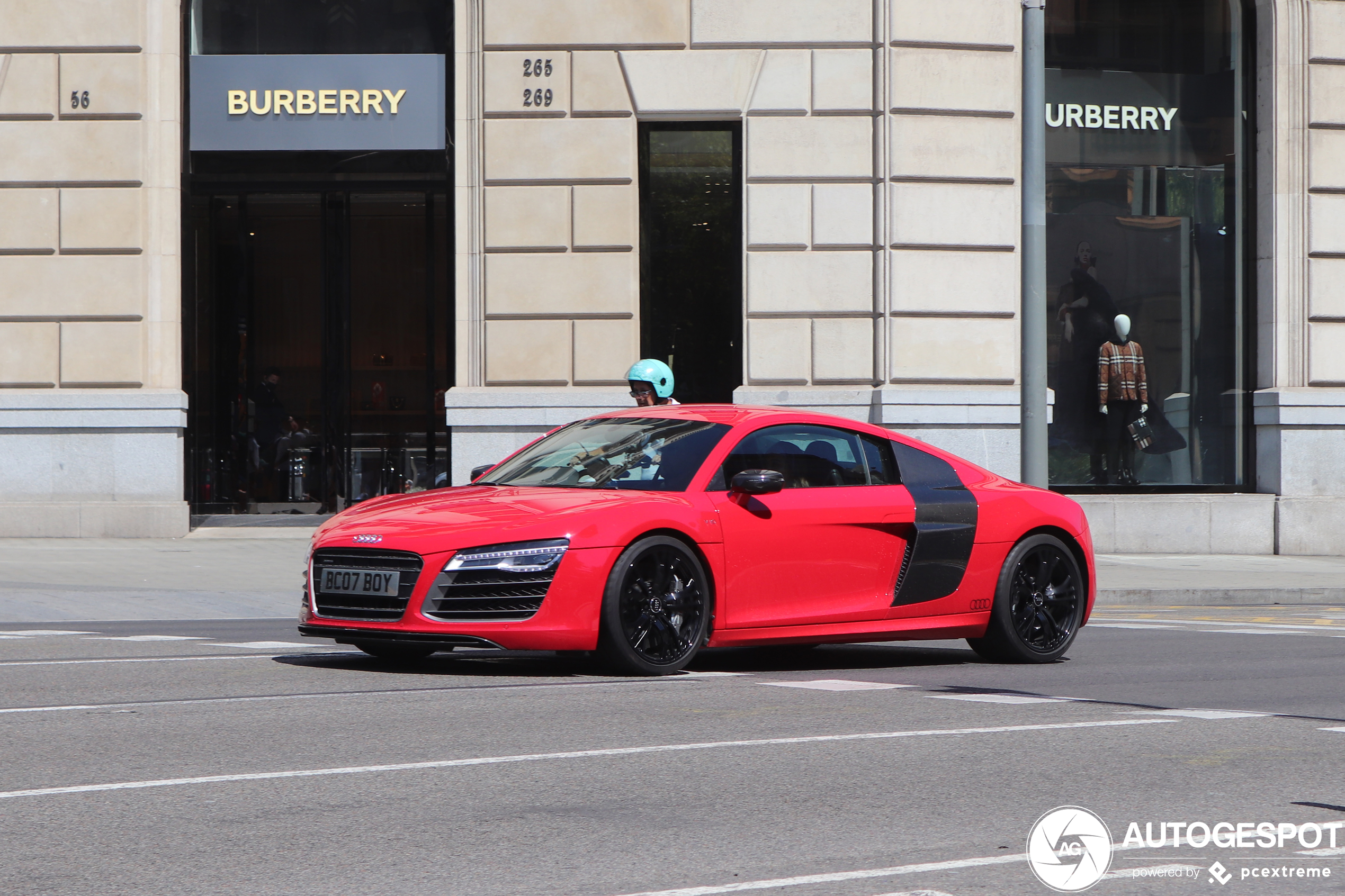 Audi R8 V10 Plus 2013