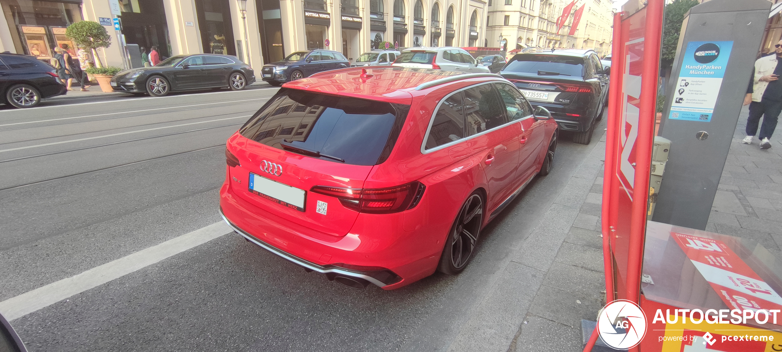 Audi RS4 Avant B9