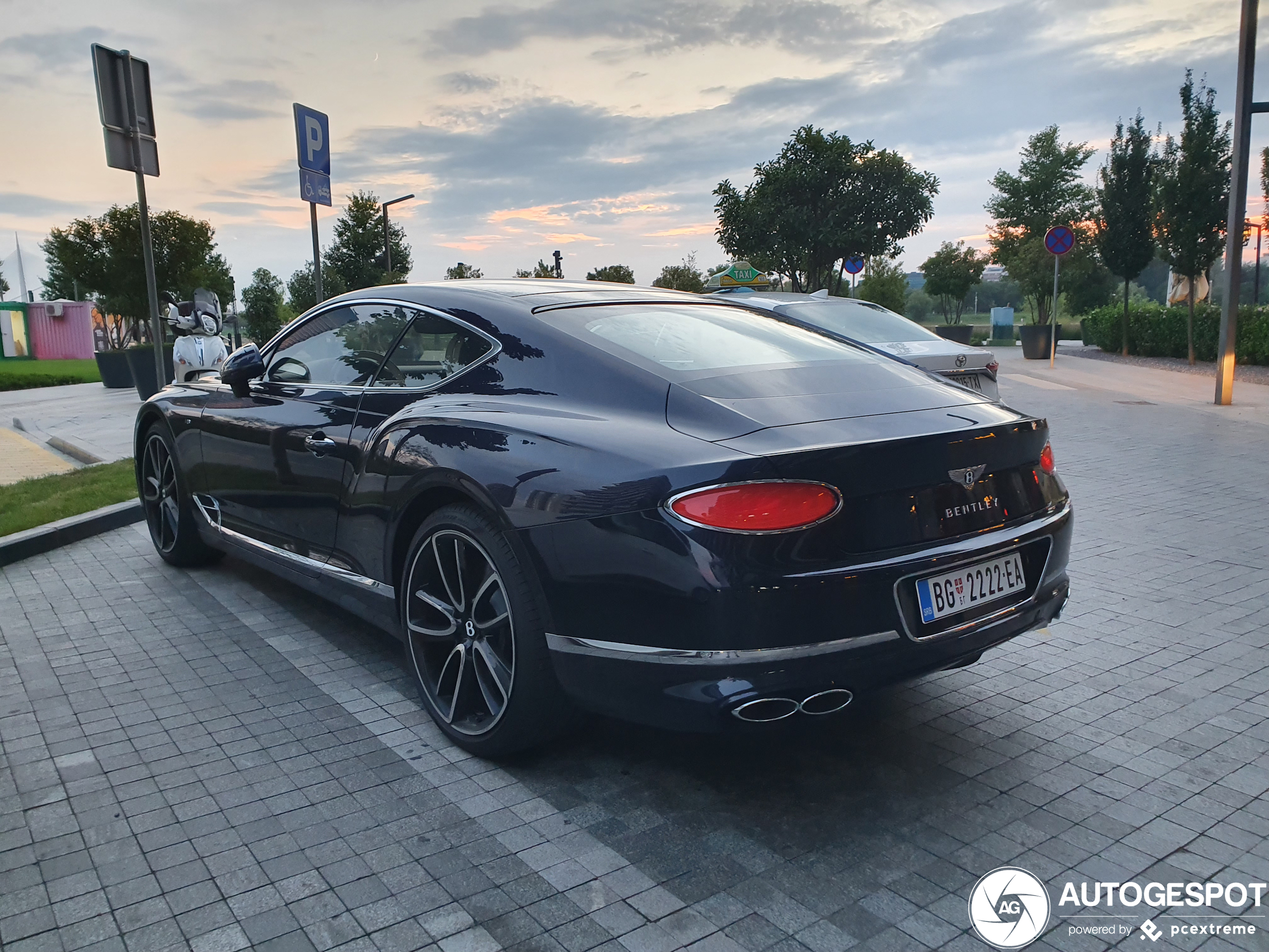 Bentley Continental GT V8 2020