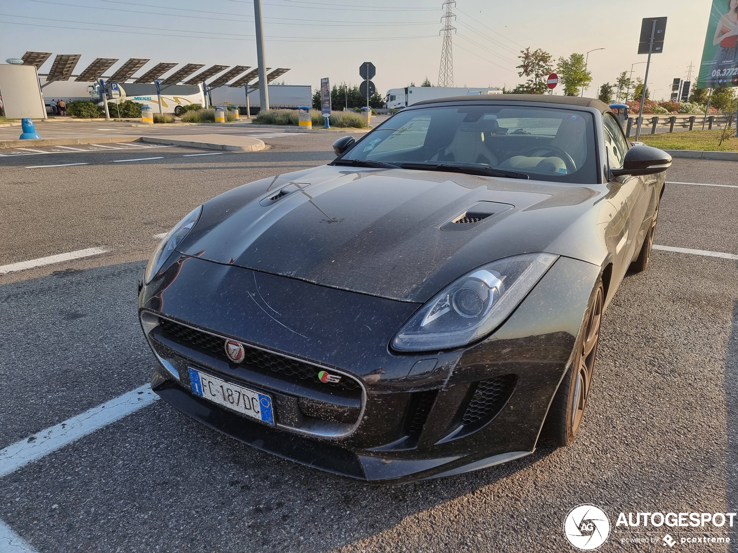 Jaguar F-TYPE S AWD Convertible