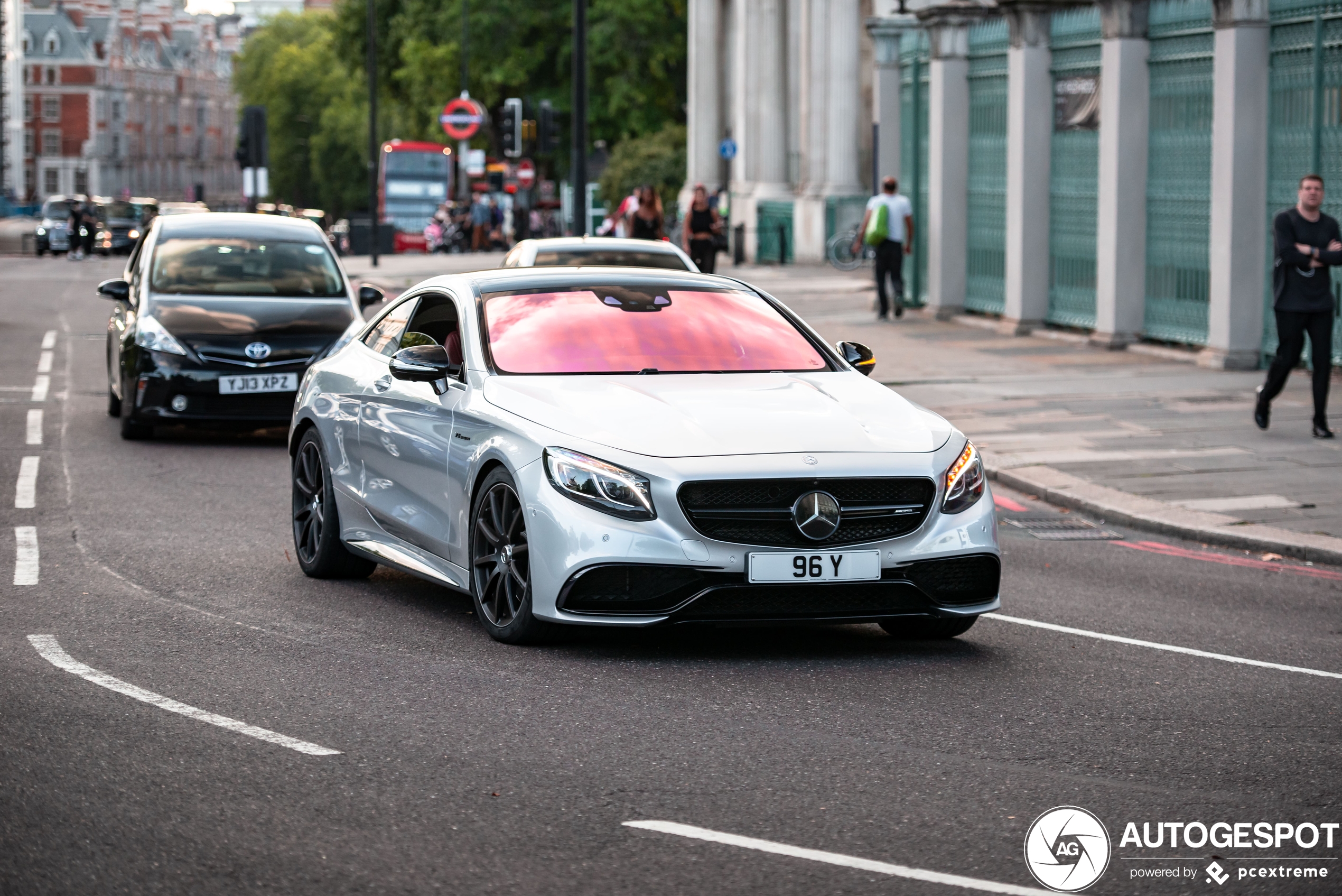 Mercedes-AMG S 63 Coupé C217