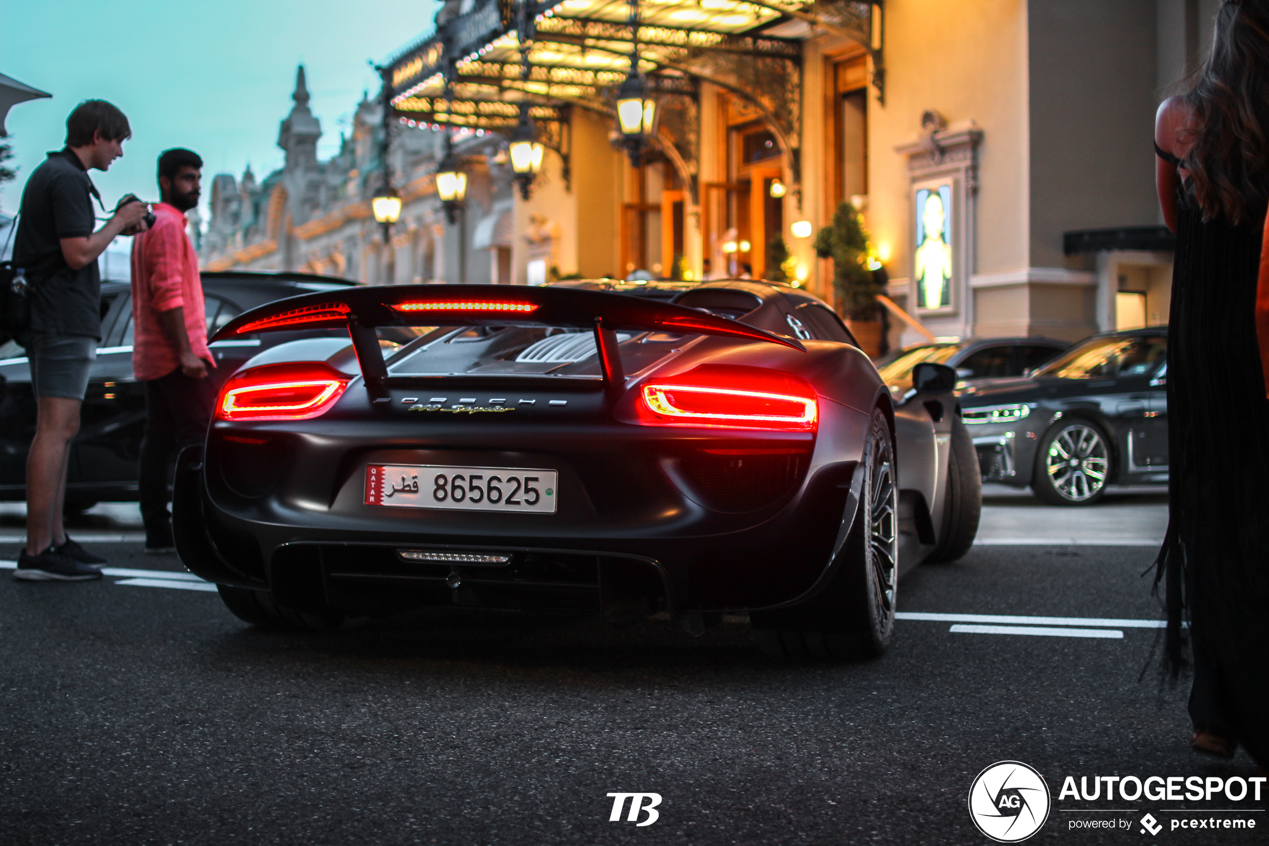 Porsche 918 Spyder Weissach Package