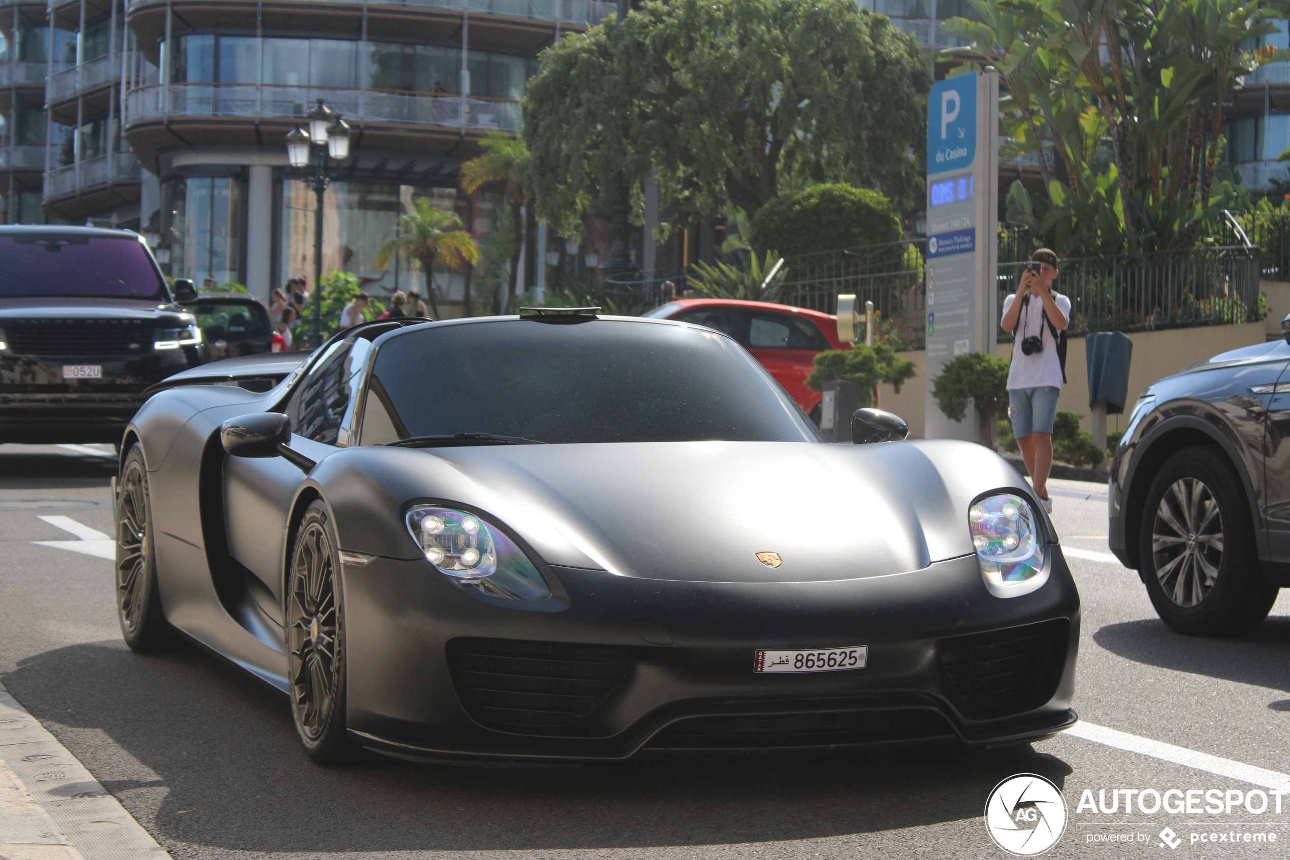 Porsche 918 Spyder Weissach Package