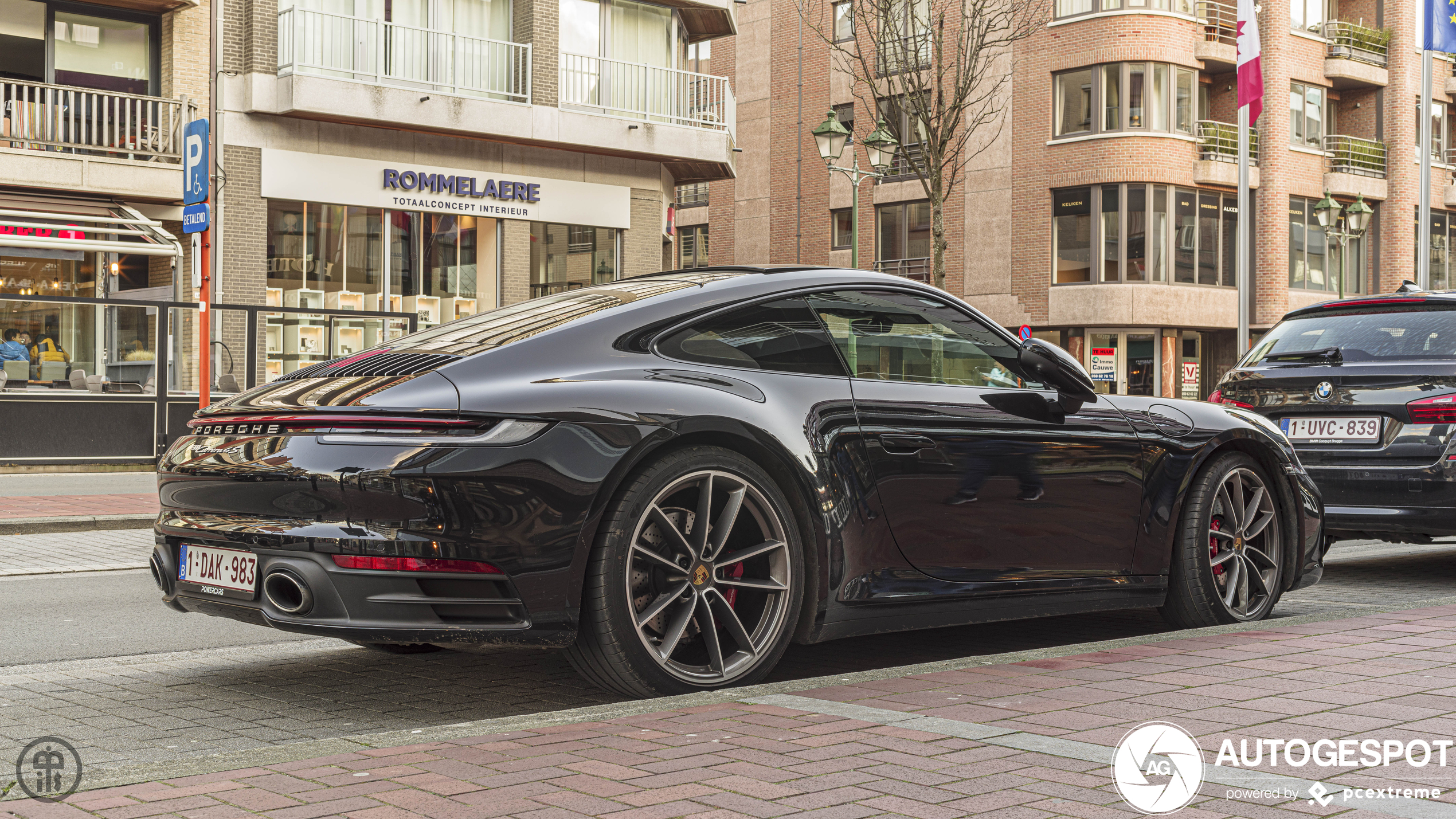 Porsche 992 Carrera 4S