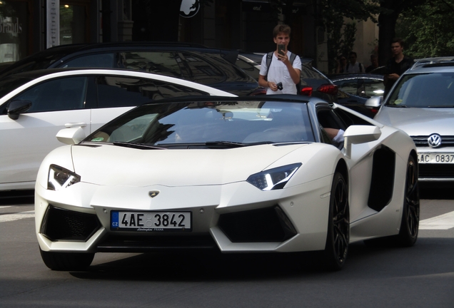 Lamborghini Aventador LP700-4 Roadster