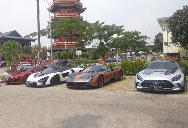 McLaren Senna