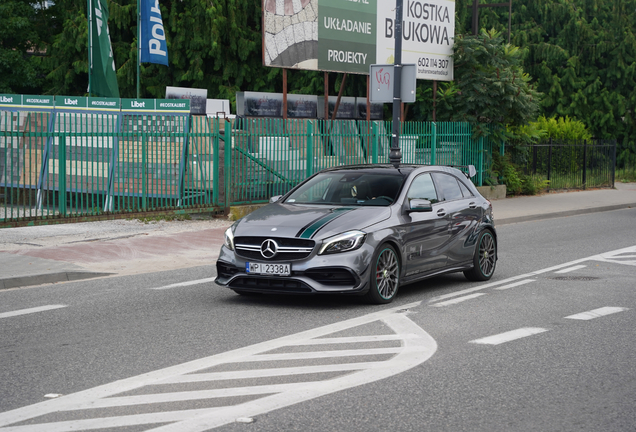 Mercedes-AMG A 45 W176 Petronas 2015 World Champions Edition