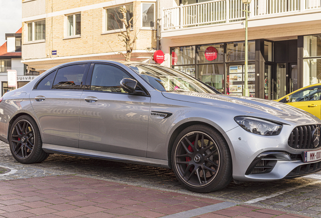 Mercedes-AMG E 63 S W213 2021