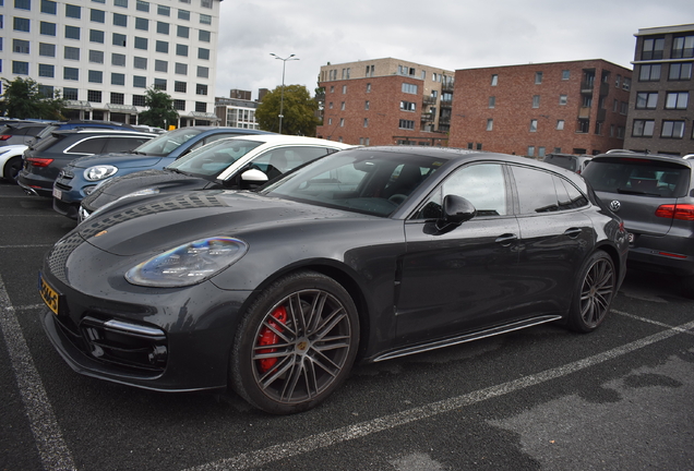 Porsche 971 Panamera GTS Sport Turismo