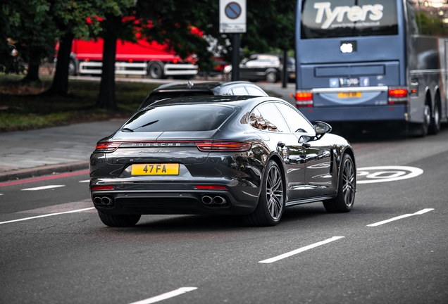 Porsche 971 Panamera Turbo