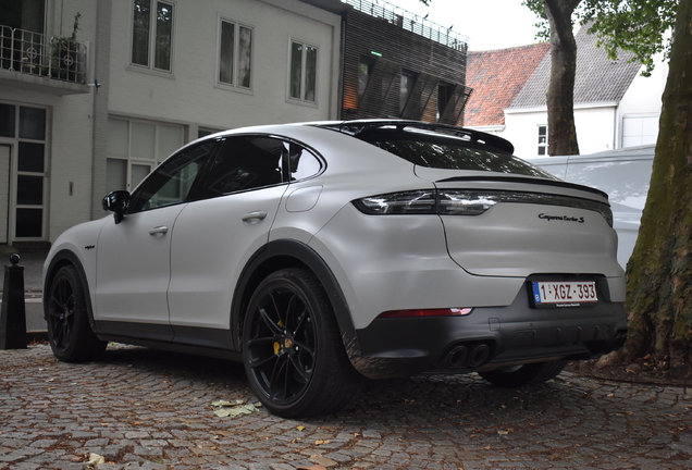 Porsche Cayenne Coupé Turbo S E-Hybrid