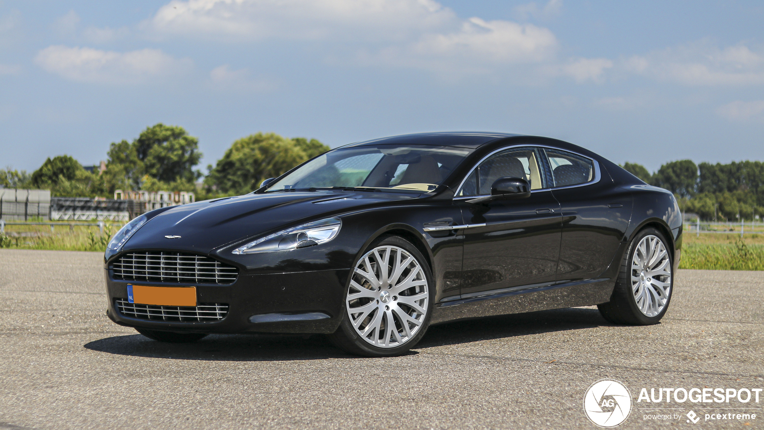 Aston Martin Rapide