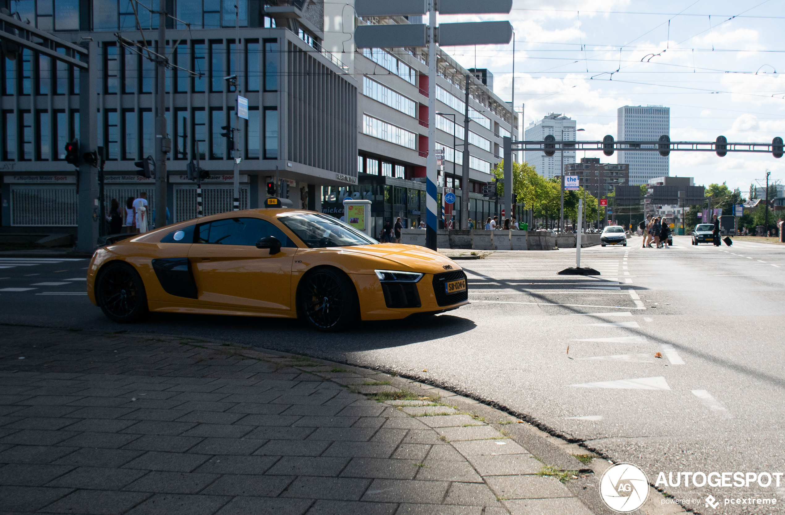 Audi R8 V10 Plus 2015