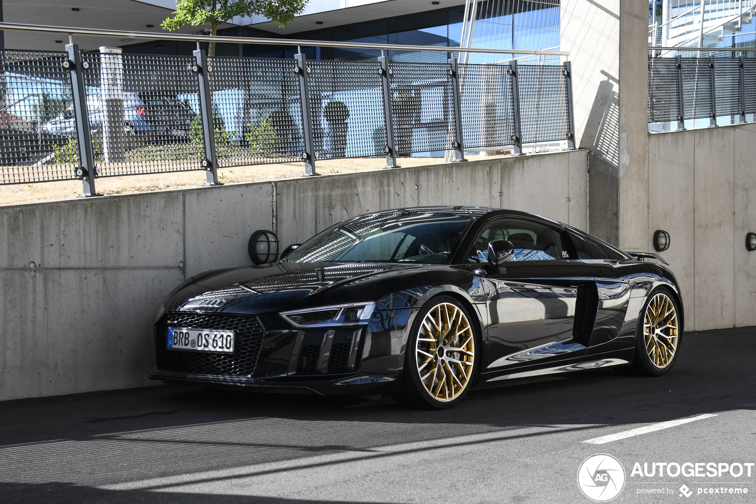 Audi R8 V10 Plus 2015