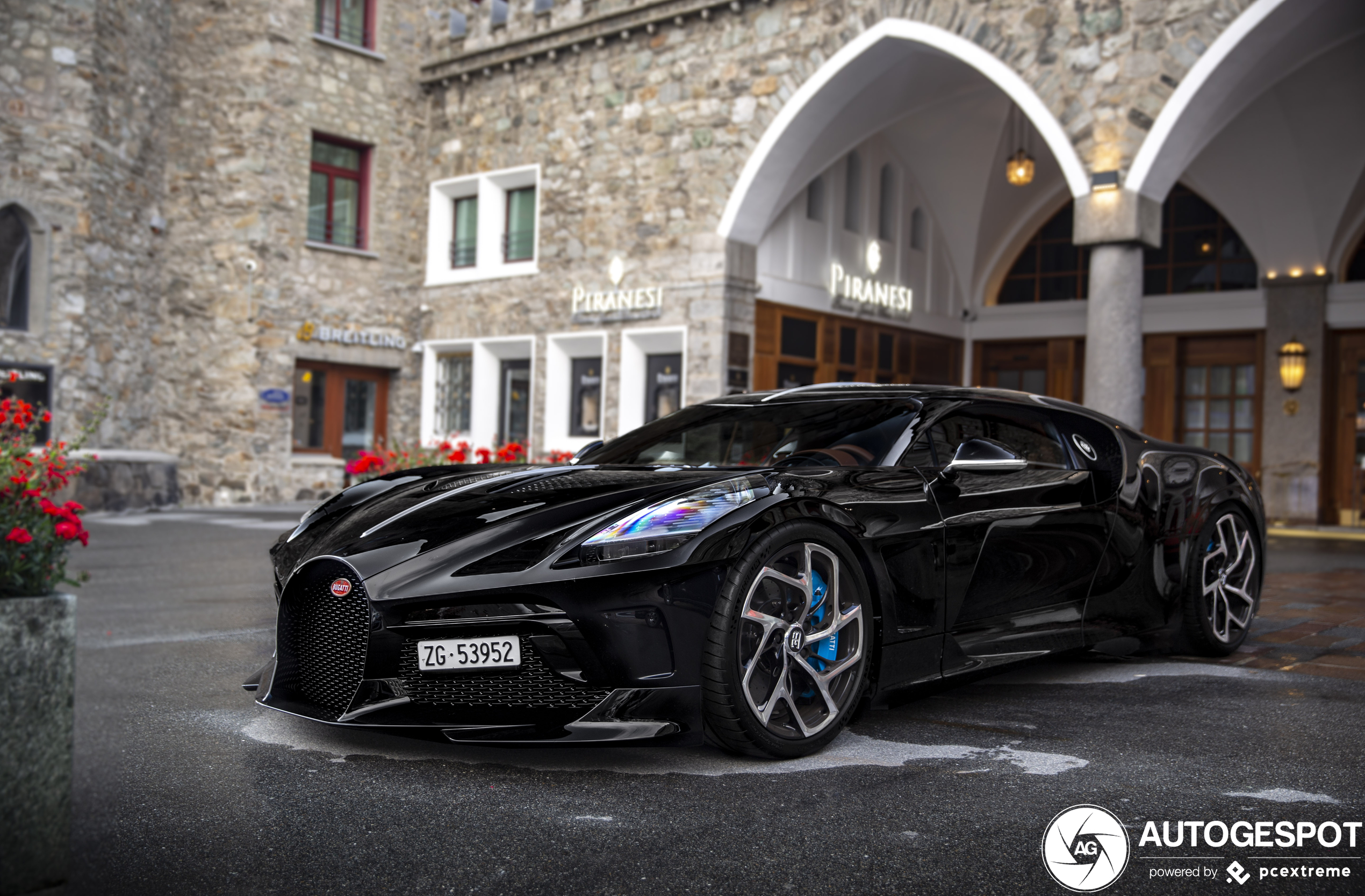Stop de wereld, hier is de Bugatti La Voiture Noire