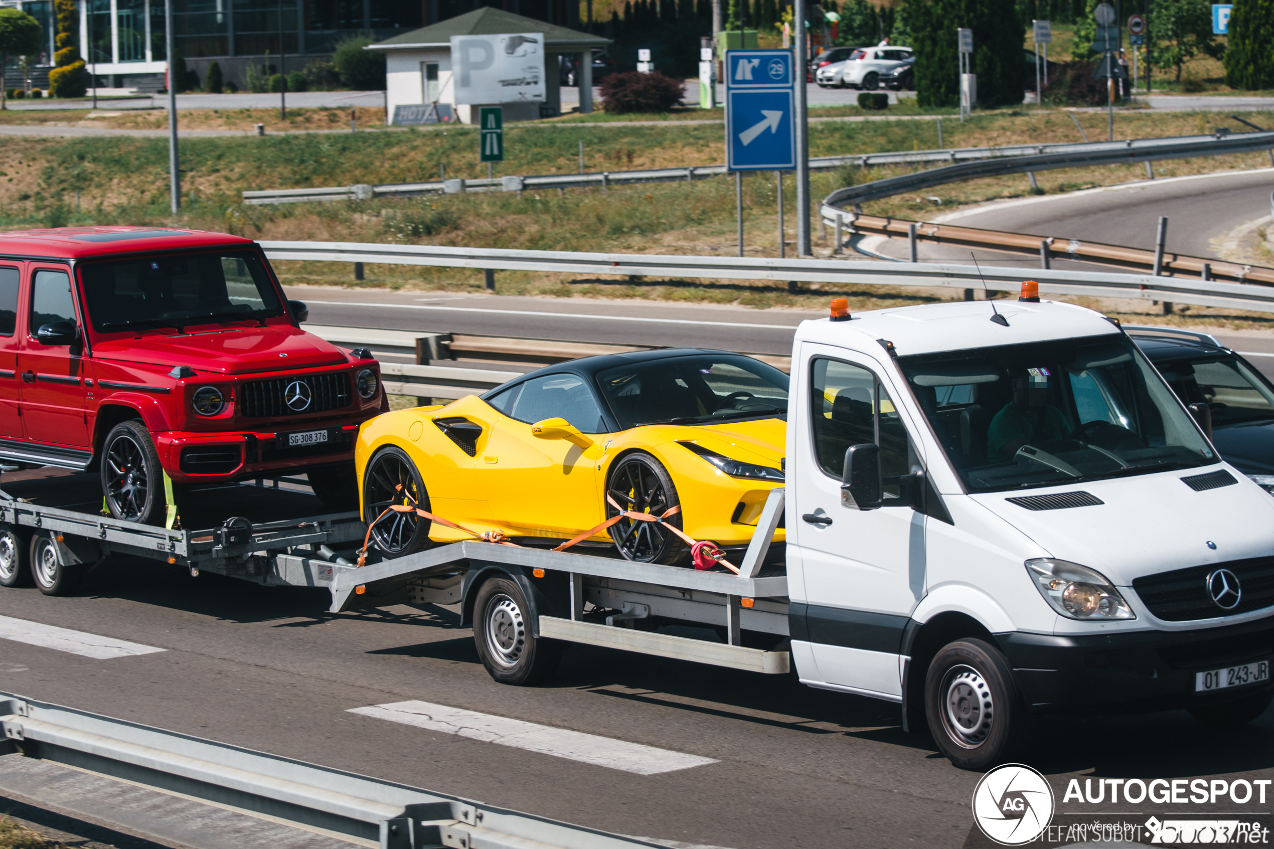 Ferrari F8 Tributo