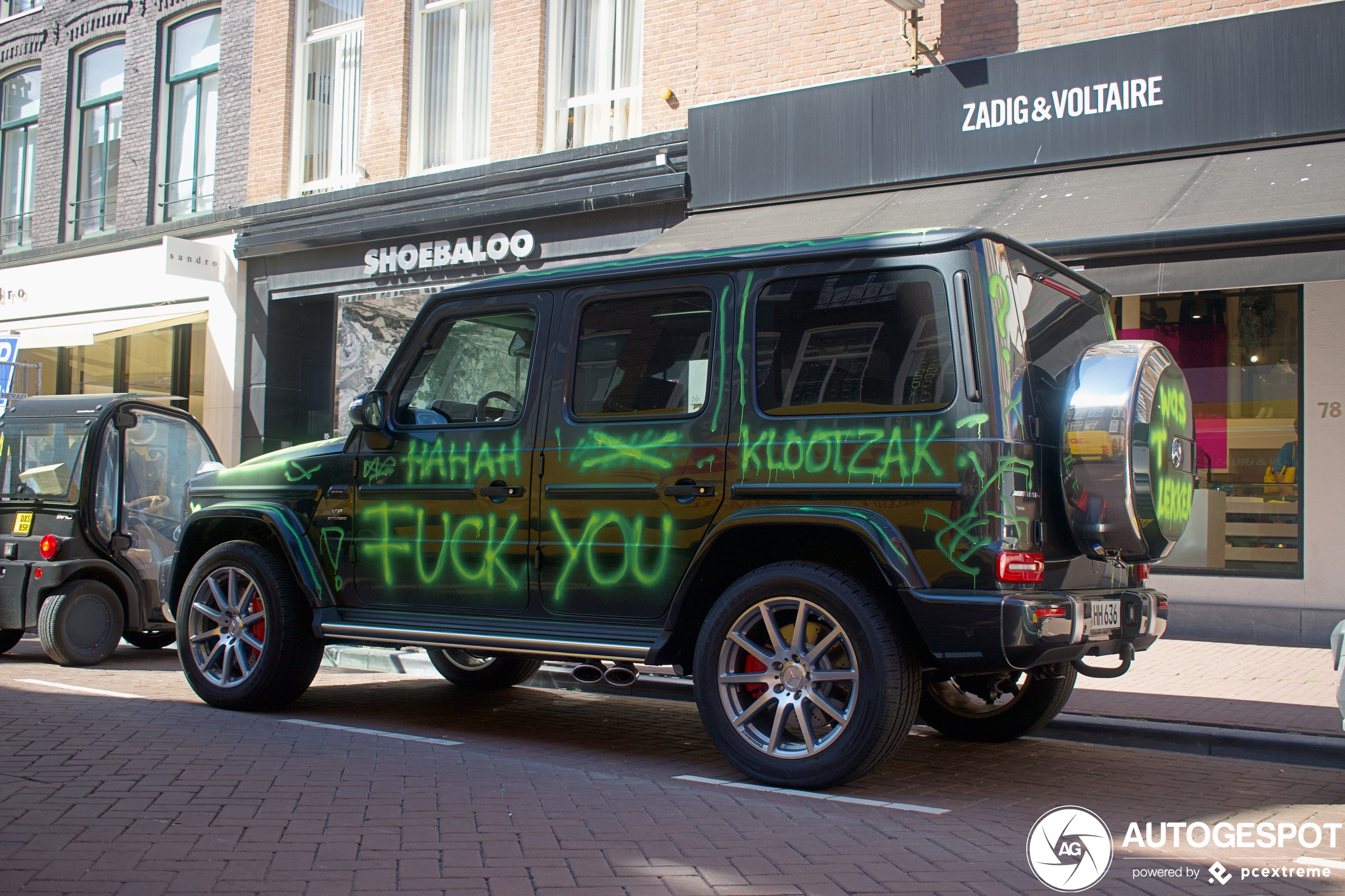 UPDATE: Promo actie of vandalisme? G63 is toegetakeld