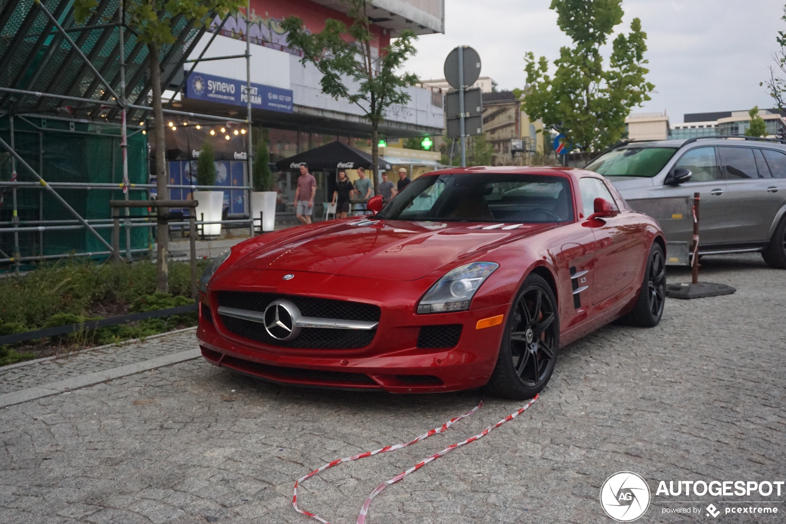 Mercedes-Benz SLS AMG