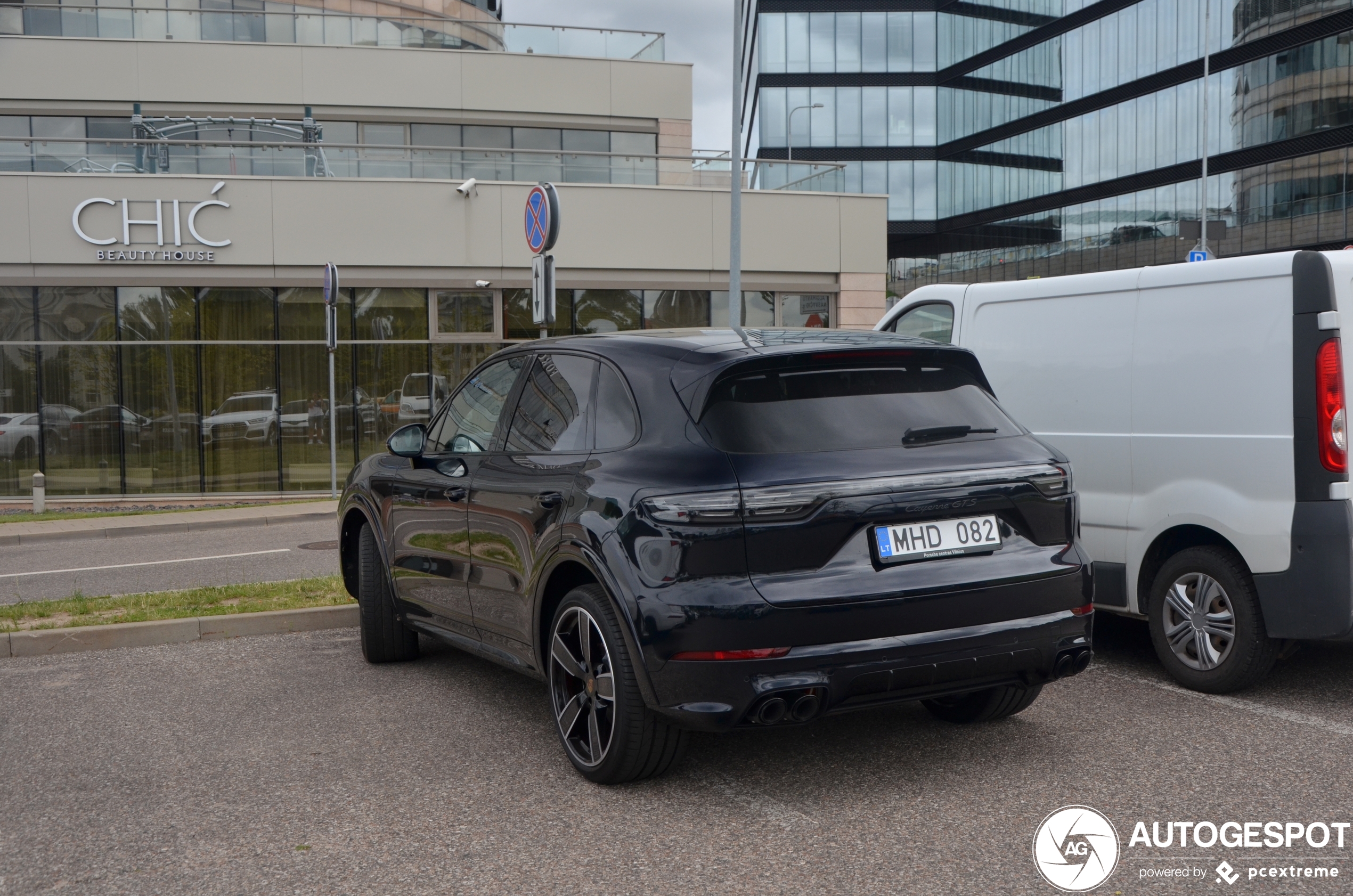 Porsche 9YA Cayenne GTS