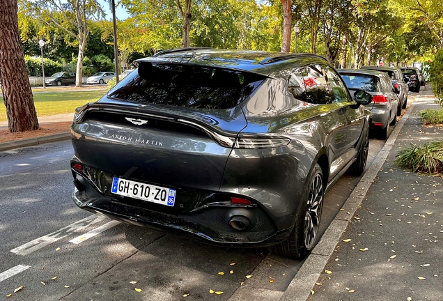 Aston Martin DBX